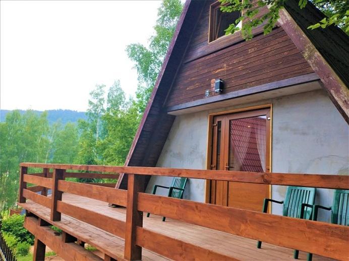 Domek Caloroczny Nad Zalewem U Podnoza Gor Stolowych Радков Екстериор снимка